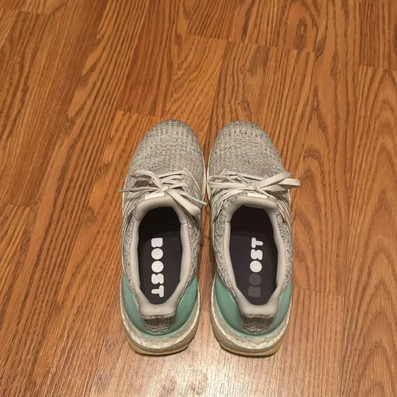 Teal Ultra Boost - Picture 2 of 4